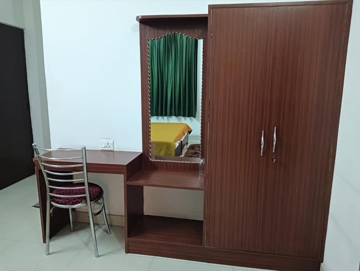 Varuna Palace-Fully Vaccinated Staff 瓦拉纳西 外观 照片