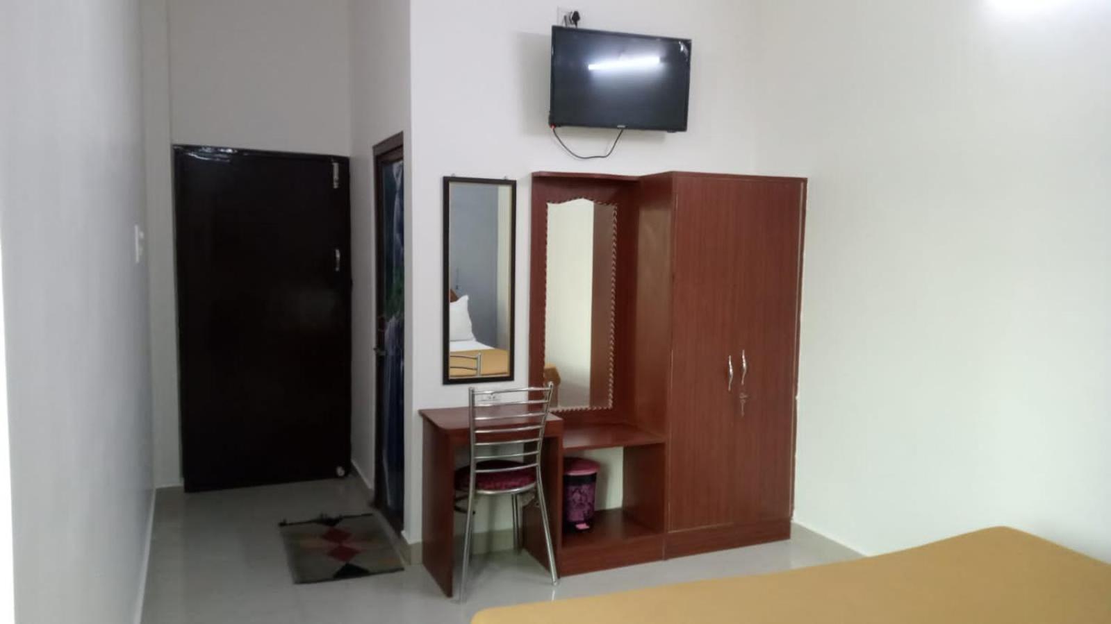 Varuna Palace-Fully Vaccinated Staff 瓦拉纳西 外观 照片